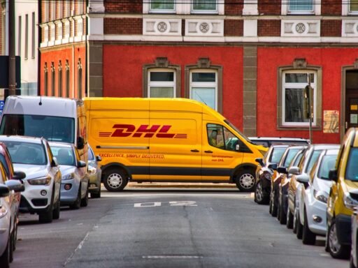 Kötelező biztosítás 2026: erre számíthatnak a 10 évnél idősebb autók tulajdonosai